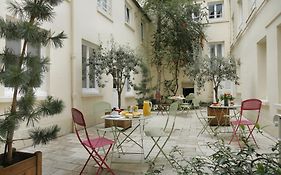 Lecourbe Hotel Paris 3*